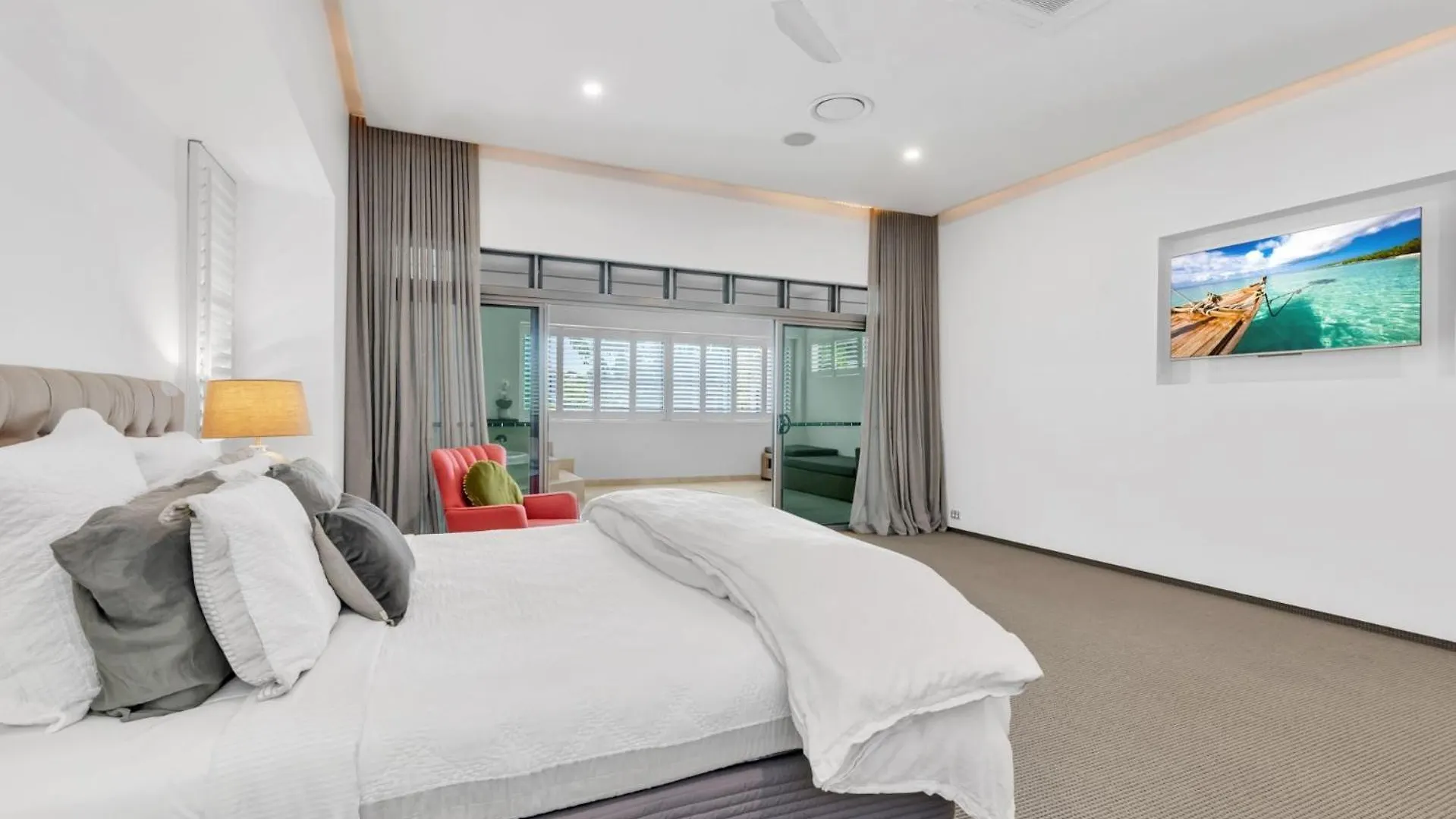 Villa 8 The Lakes Yaroomba 오스트레일리아
